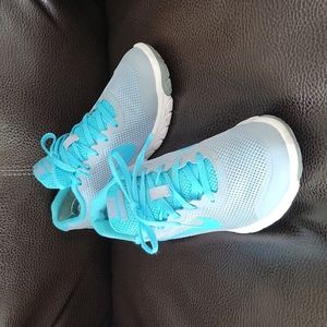 Nike women's athletic shoes size 6.5